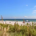 Amazing Views! Newly Listed! Family Friendly Unit! Resort Pools!