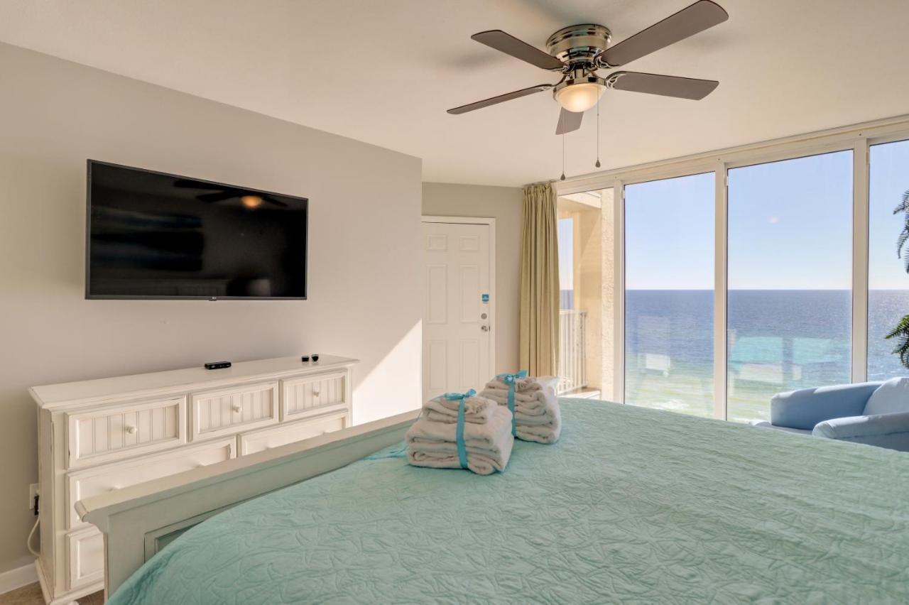 Amazing Views! Newly Listed! Family Friendly Unit! Pools! Holiday home