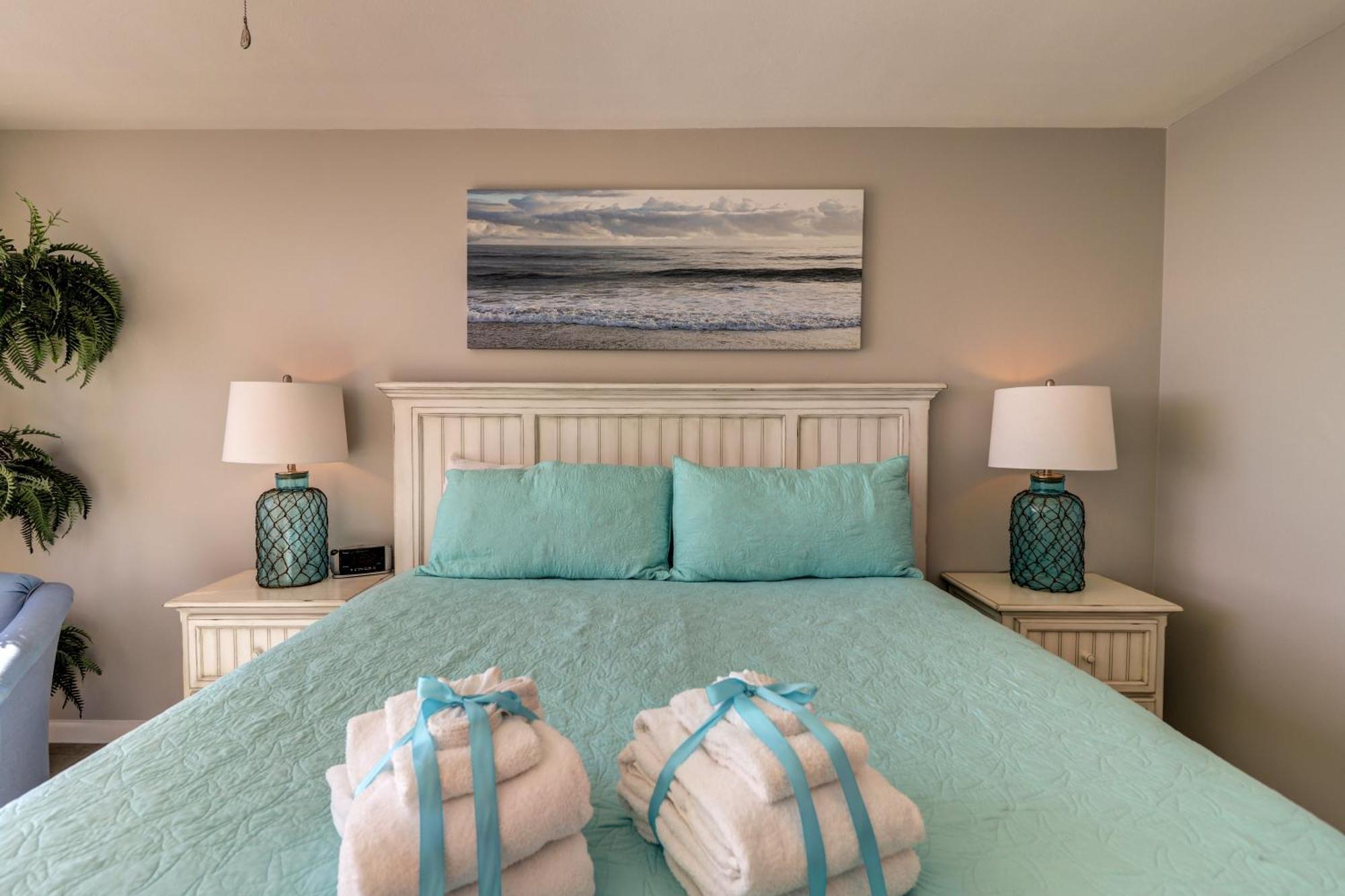Holiday home Amazing Views! Newly Listed! Family Friendly Unit! Pools! Panama City Beach
