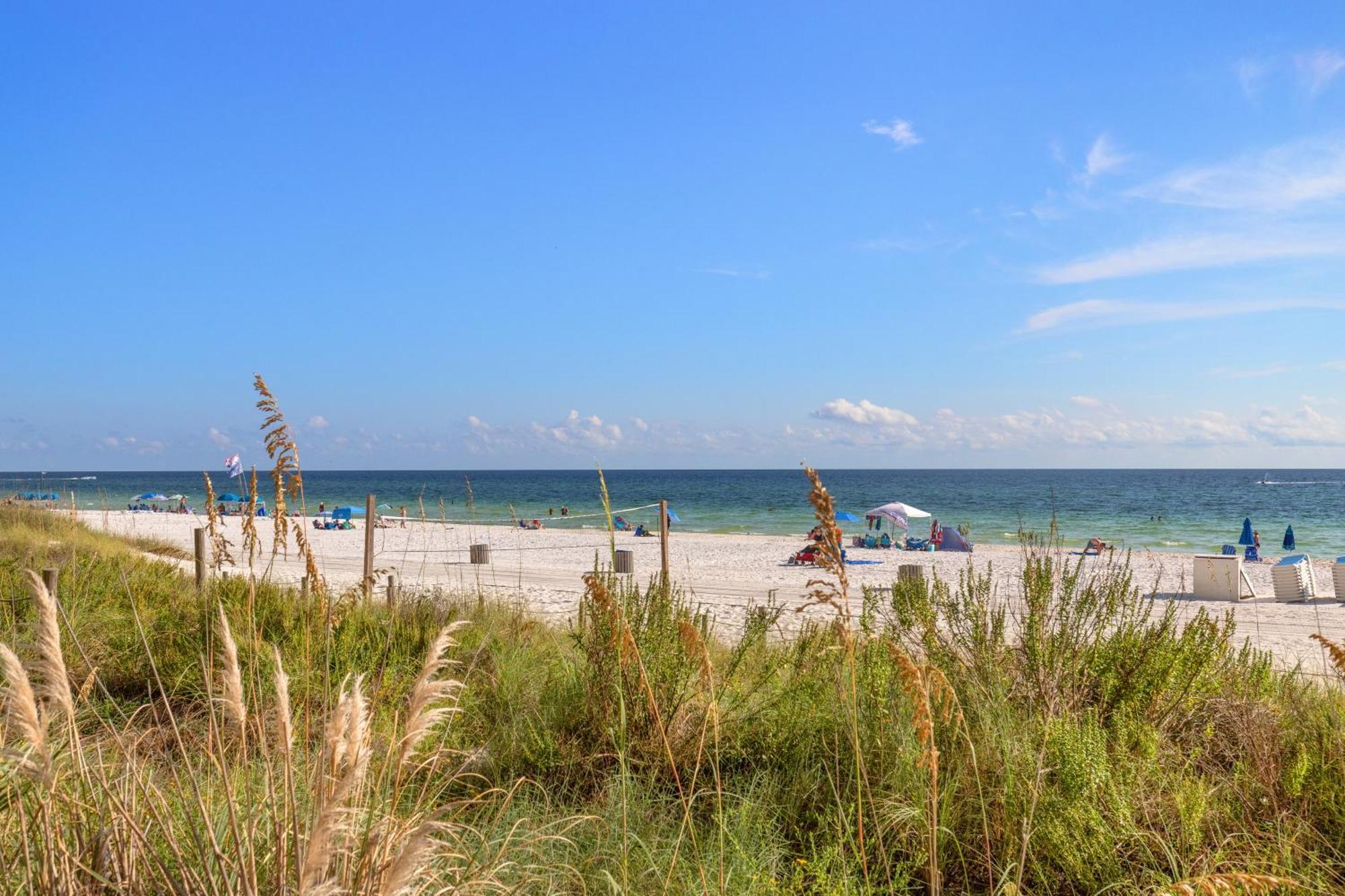 Amazing Views! Newly Listed! Family Friendly Unit! Pools! * Panama City Beach