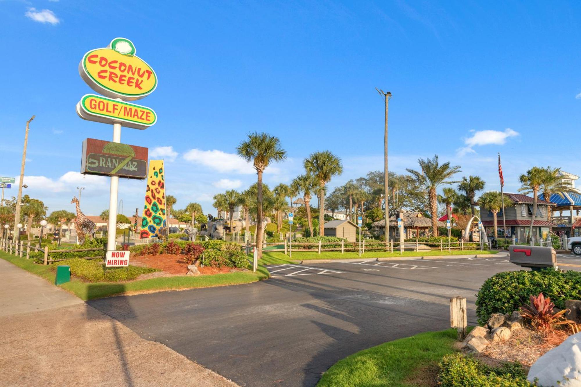 Amazing Views! Newly Listed! Family Friendly Unit! Pools! Panama City Beach